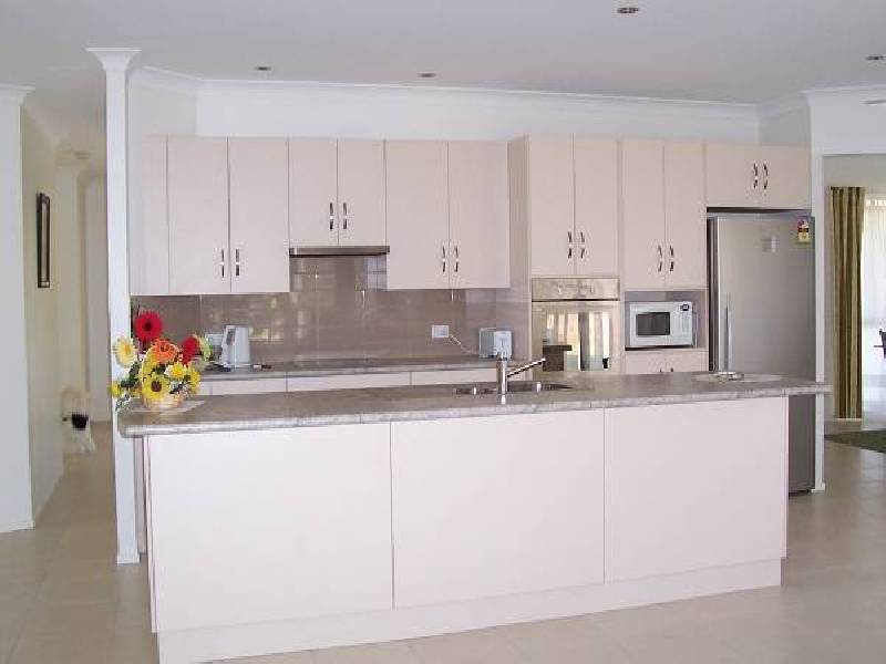 6 Tynwald Avenue, Bowen QLD 4805