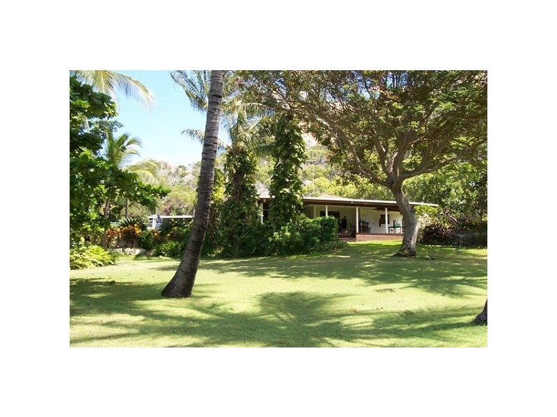 53 Murrays Bay Road MURRAYS BAY, Bowen QLD 4805