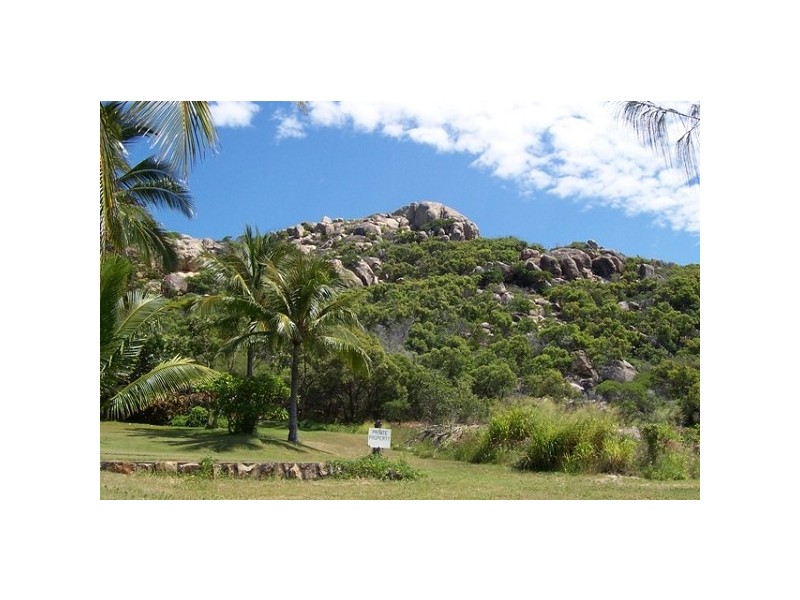 73 Murrays Bay Road MURRAYS BAY, Bowen QLD 4805