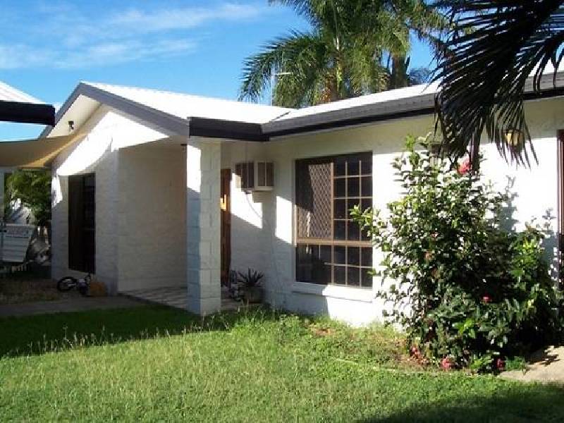 20 Brighton Road, Bowen QLD 4805