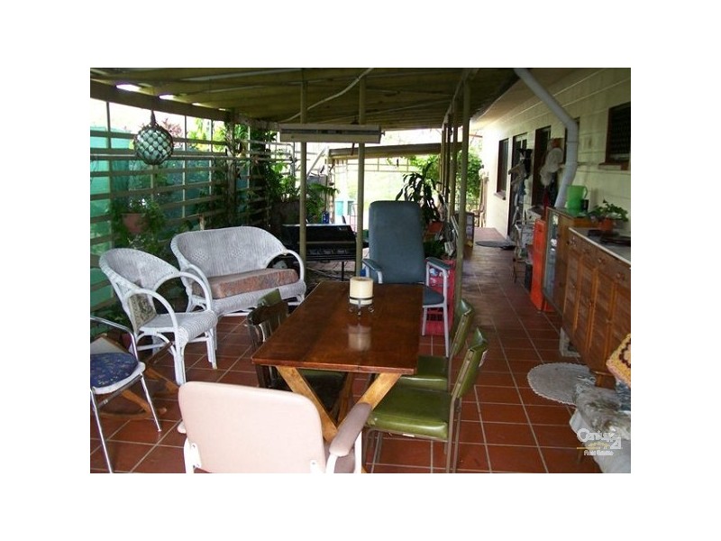 8 Heronvale Road, Bowen QLD 4805