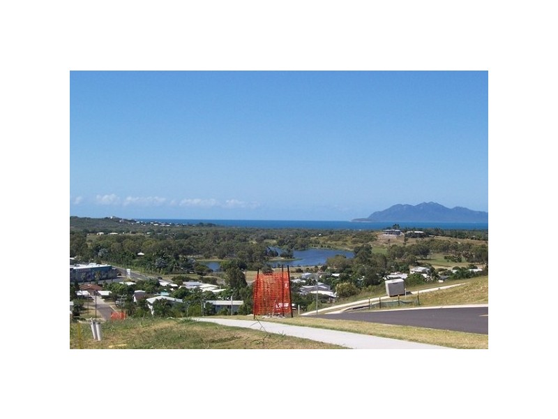 26 Tynwald Avenue, Bowen QLD 4805