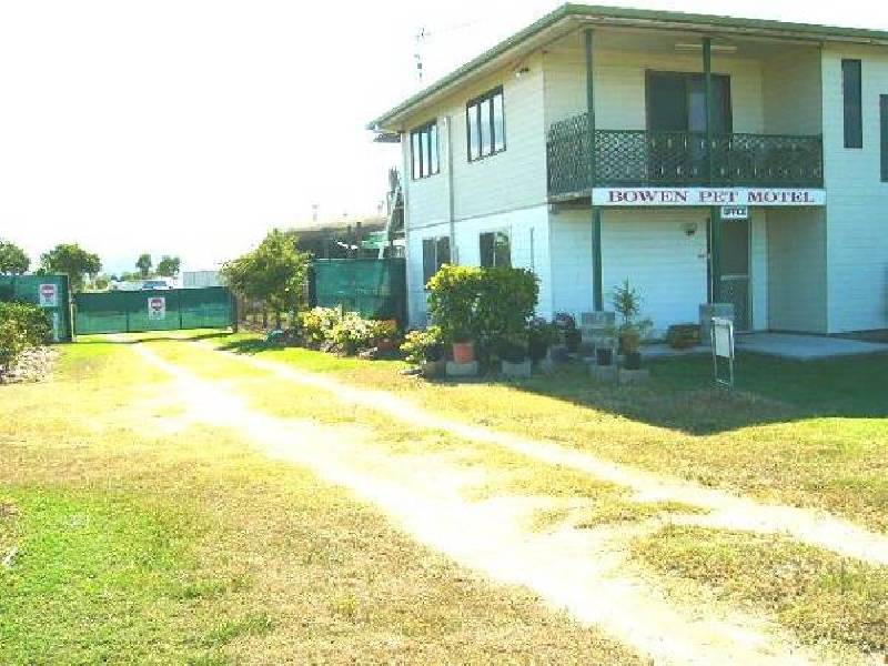 9 Eyles Road, Bowen QLD 4805