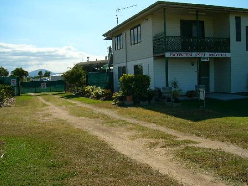 9 Eyles Road, Bowen QLD 4805