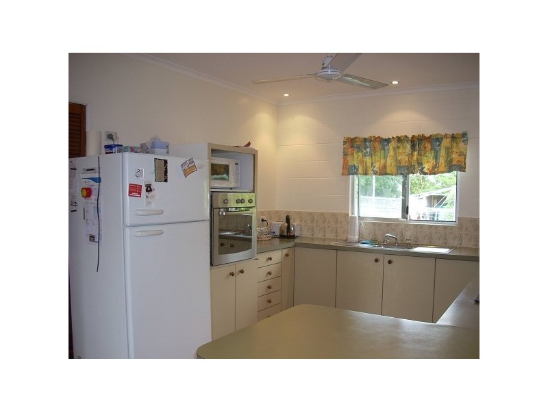 3 Hill Street, Bowen QLD 4805