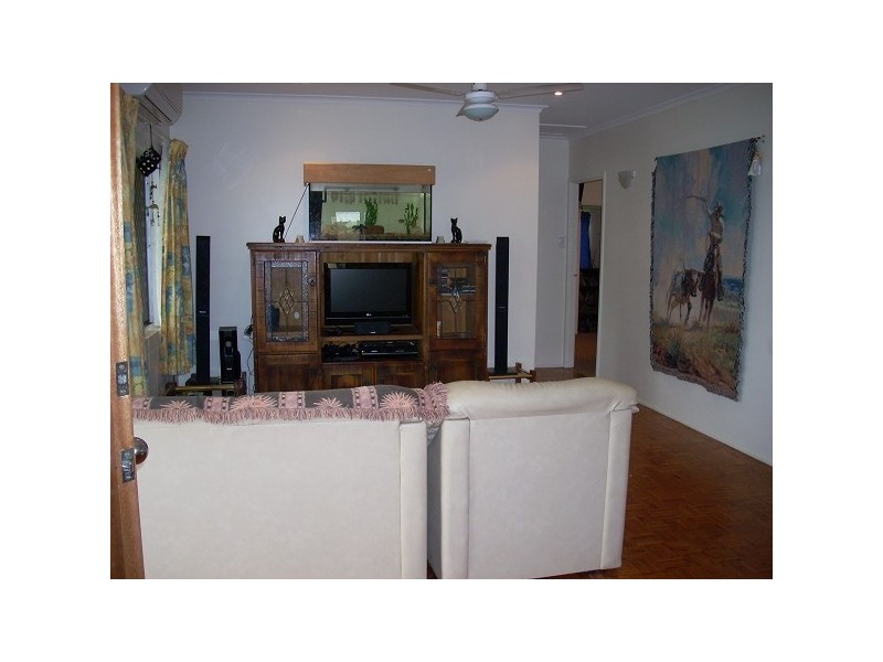 3 Hill Street, Bowen QLD 4805