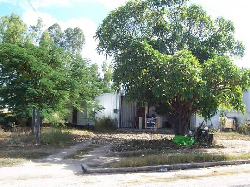 3 Short Street, Collinsville QLD 4804