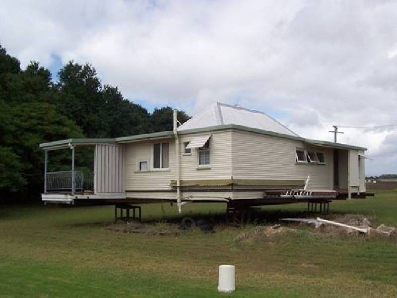 3 Short Street, Collinsville QLD 4804