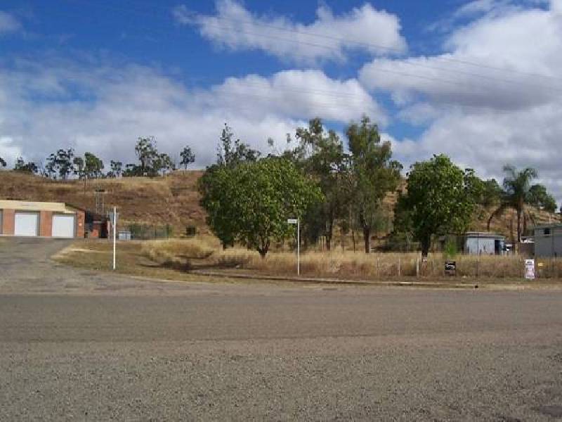 35 Sonoma Street, Collinsville QLD 4804