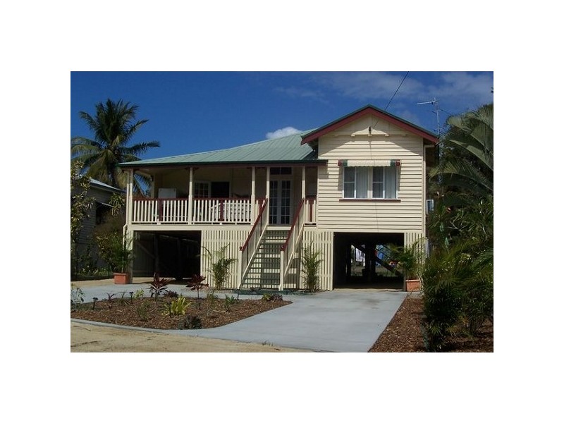 17 Don Street, Bowen QLD 4805