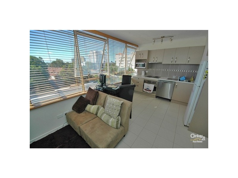 Alexandra Headland QLD 4572