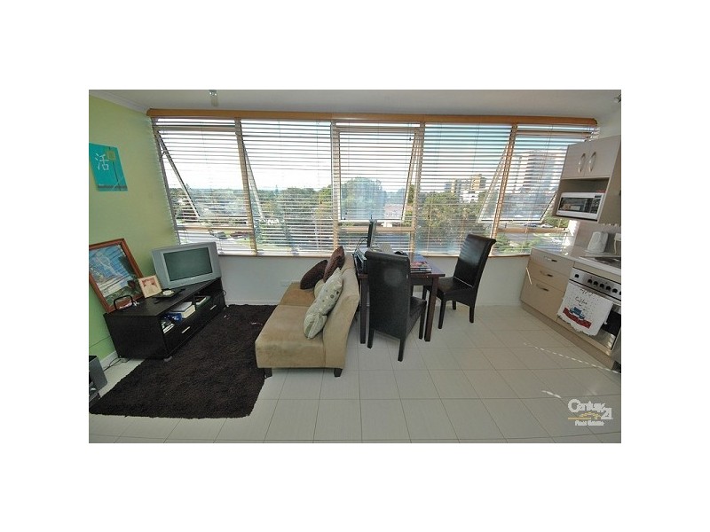 Alexandra Headland QLD 4572