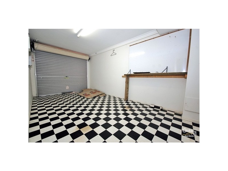 Unit 2 / 8 Yallanga Place, Mooloolaba QLD 4557