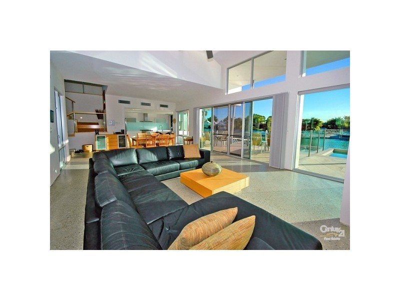 14 Yulunga Place, Mooloolaba QLD 4557