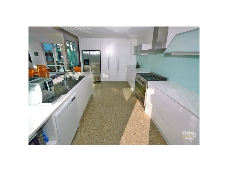 14 Yulunga Place, Mooloolaba QLD 4557