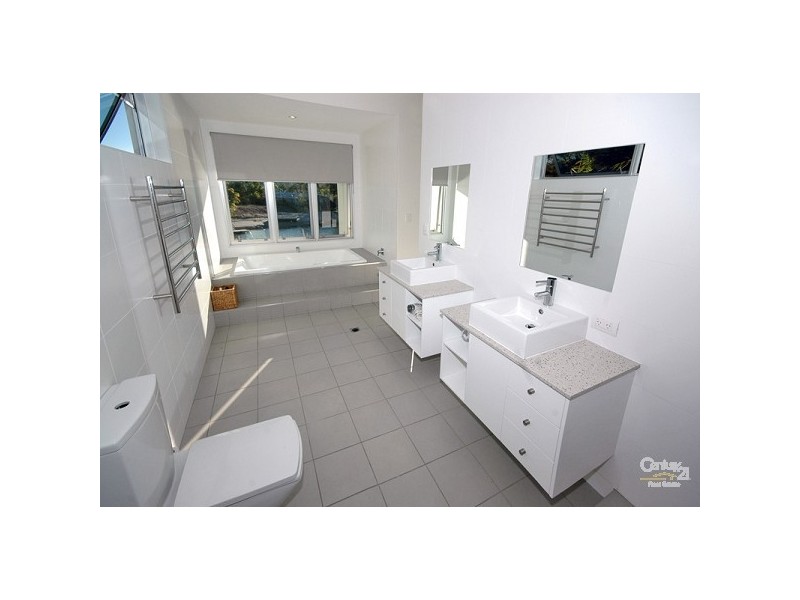 14 Yulunga Place, Mooloolaba QLD 4557