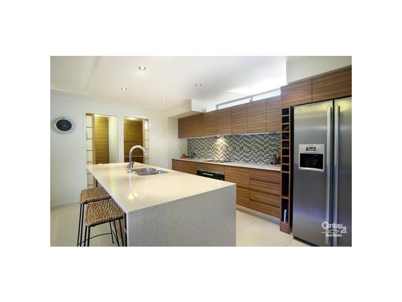 Alexandra Headland QLD 4572