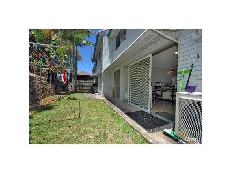 1/42 Toorumbee Drive, Mooloolaba QLD 4557