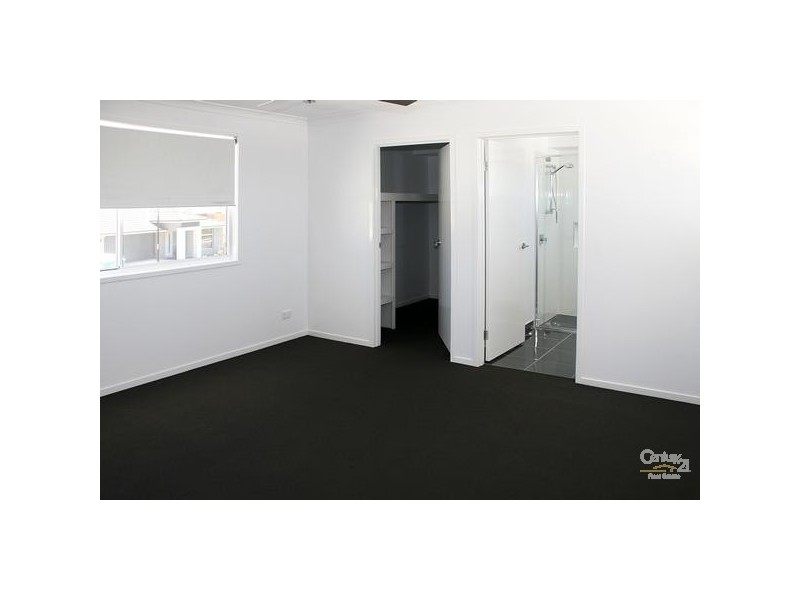 2 / 3 Heliconia Street, Mountain Creek QLD 4557