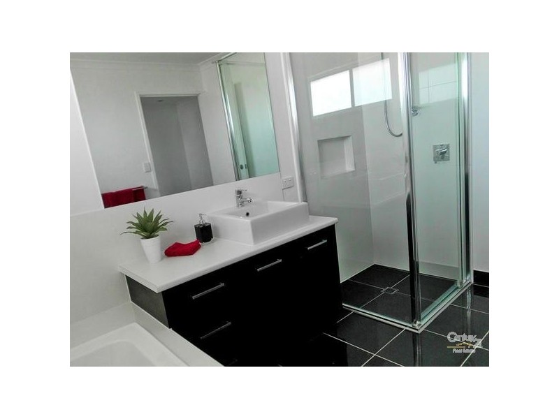 2 / 3 Heliconia Street, Mountain Creek QLD 4557