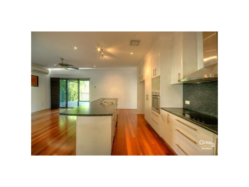 13 Kawana Street, Alexandra Headland QLD 4572