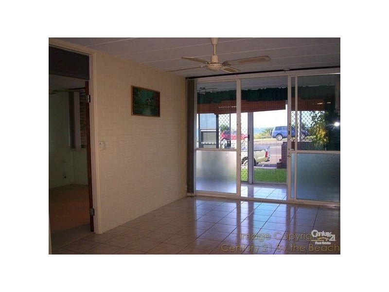 2/254 Alexandra Parade, Alexandra Headland QLD 4572