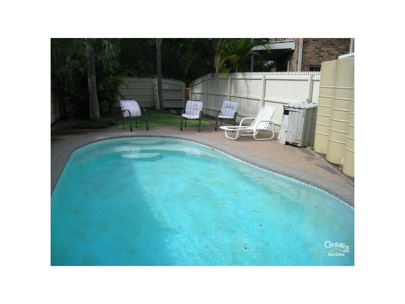 4/81 Goonawarra Drive, Mooloolaba QLD 4557