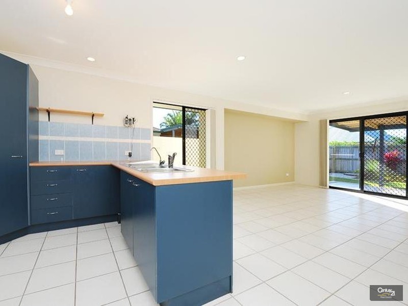17 Dorian Crescent, Sippy Downs QLD 4556
