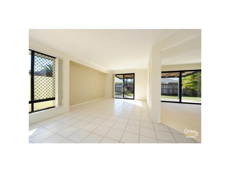 17 Dorian Crescent, Sippy Downs QLD 4556