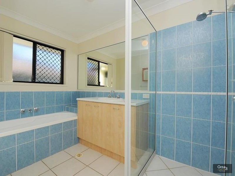 17 Dorian Crescent, Sippy Downs QLD 4556