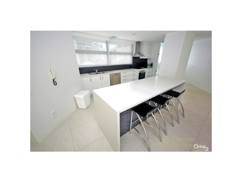 14/2 Brisbane Road, Mooloolaba QLD 4557