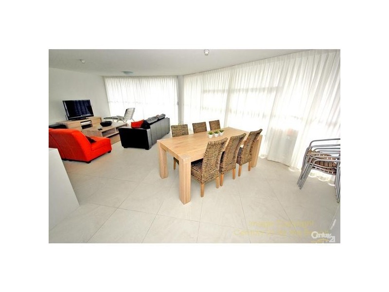 14/2 Brisbane Road, Mooloolaba QLD 4557