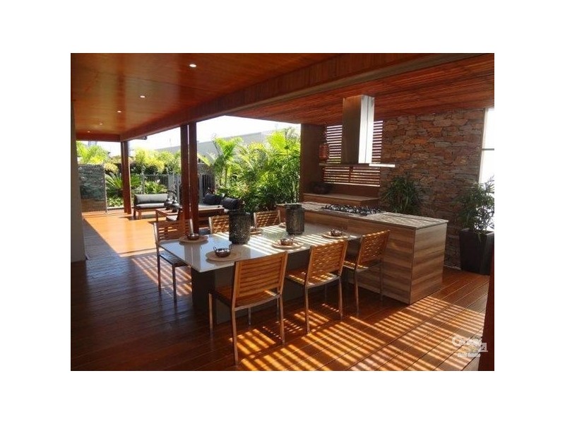 26 Tomkins Esplanade, Birtinya QLD 4575