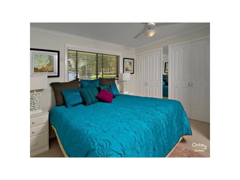 27 Amarina Avenue, Mooloolaba QLD 4557