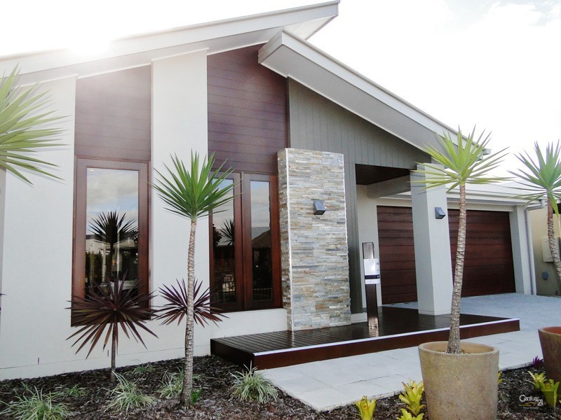 9 Ponytail Circuit, Mountain Creek QLD 4557