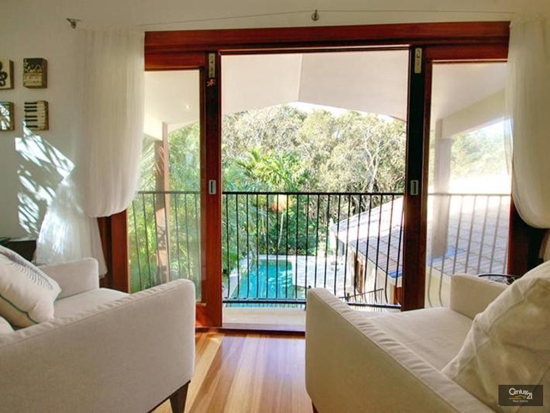 119 Oceanic Drive, Warana QLD 4575