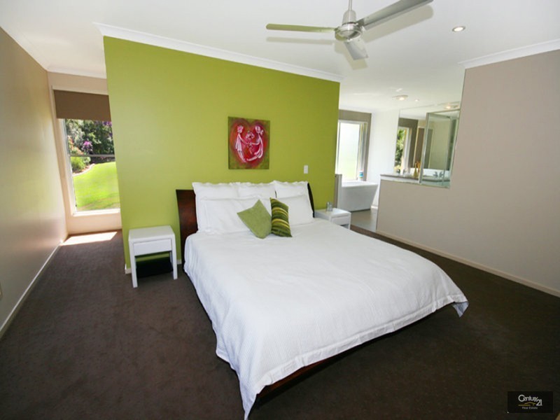 5 Malones Road, Diddillibah QLD 4559