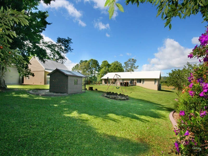 5 Malones Road, Diddillibah QLD 4559