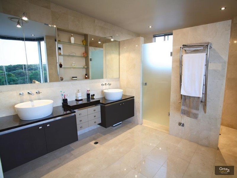 Alexandra Headland QLD 4572