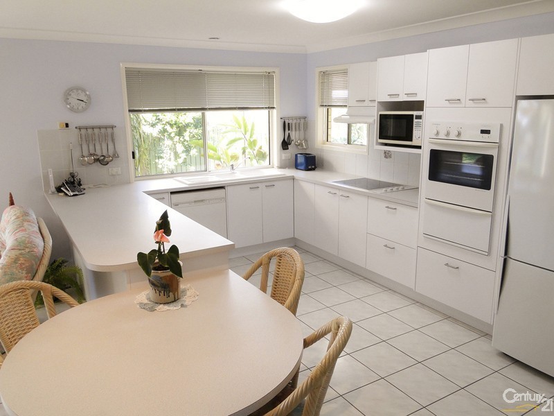 3 Ewinga Court, Mountain Creek QLD 4557