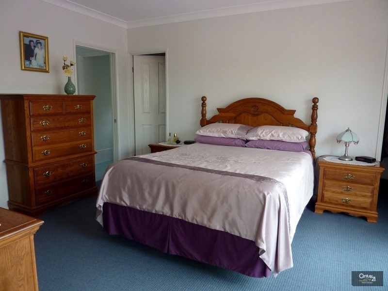 4 Coney Court, Mountain Creek QLD 4557