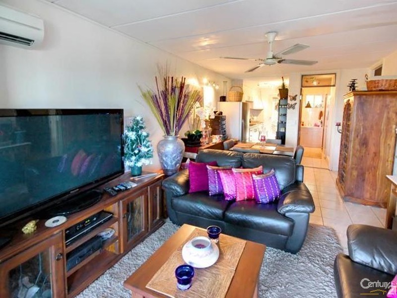 2/254 Alexandra Parade, Alexandra Headland QLD 4572