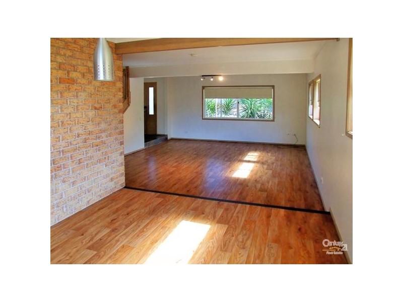 6 Waimea Court, Mountain Creek QLD 4557