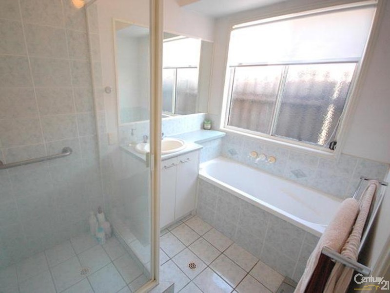 1/84 Parkway Drive, Mooloolaba QLD 4557