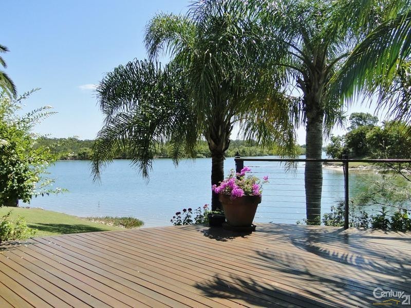 12 Karloo Court, Mountain Creek QLD 4557