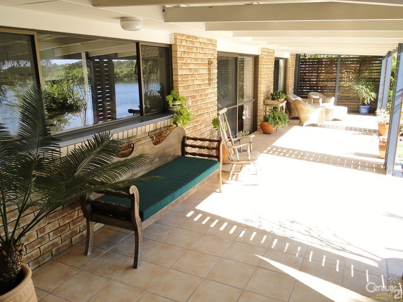 12 Karloo Court, Mountain Creek QLD 4557