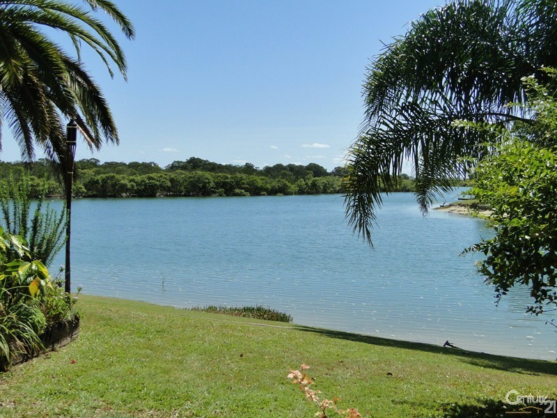 12 Karloo Court, Mountain Creek QLD 4557