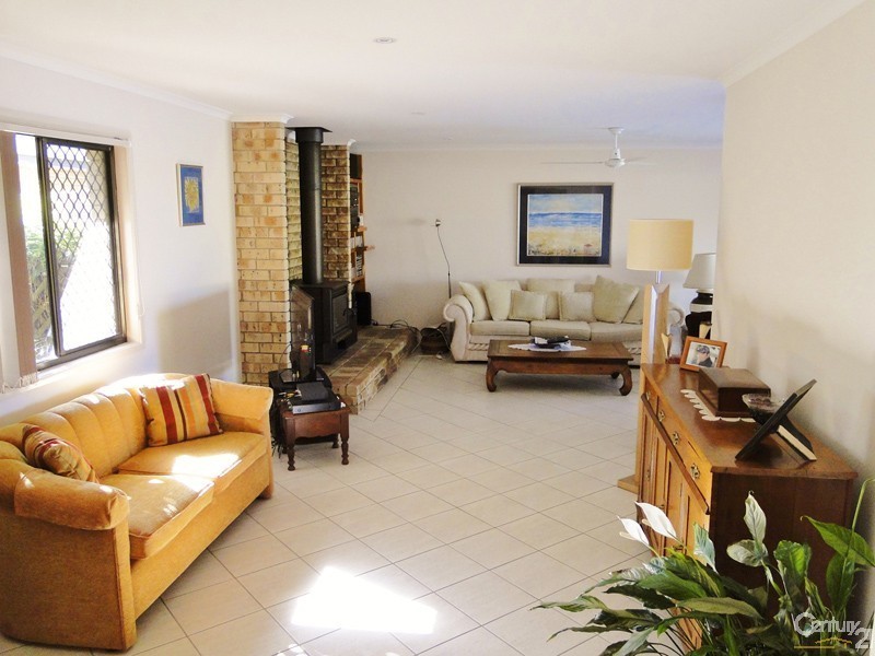 12 Karloo Court, Mountain Creek QLD 4557