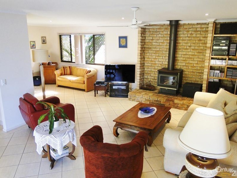 12 Karloo Court, Mountain Creek QLD 4557