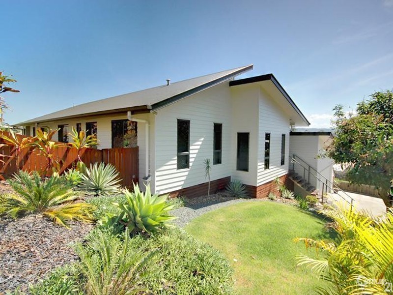 8 Black Myrtle Court, Woombye QLD 4559